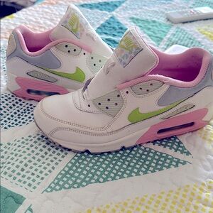 Colorful nike air max sneakers with Pink,blue,and Green Accents no shoe strings